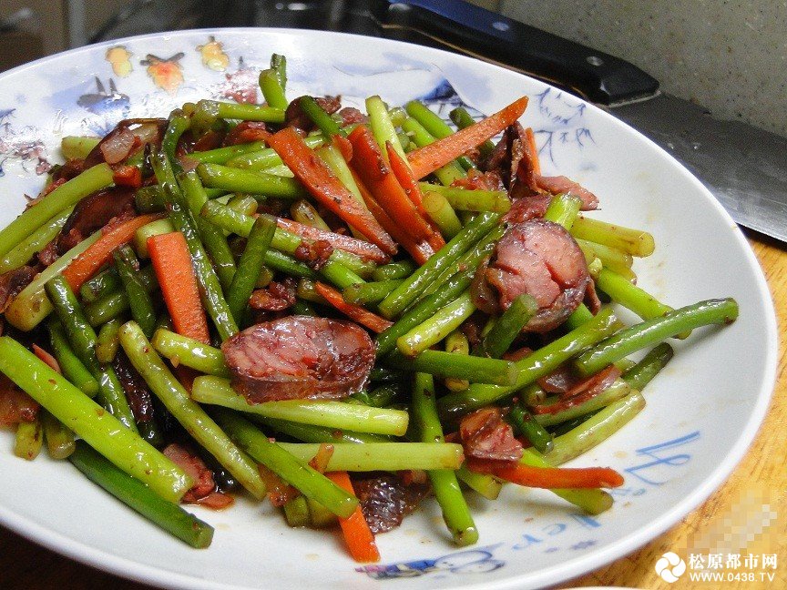 腊肠炒蒜苗9.jpg
